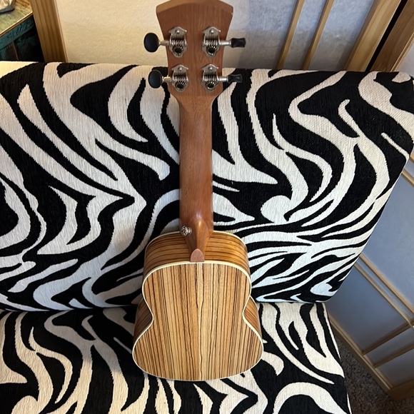 hola ukuleles Other Hola Ukuleles 2 Hawaiian Poshmark